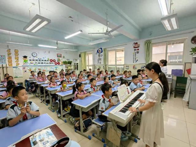 灞桥区东城第一小学体音美期末测评活动